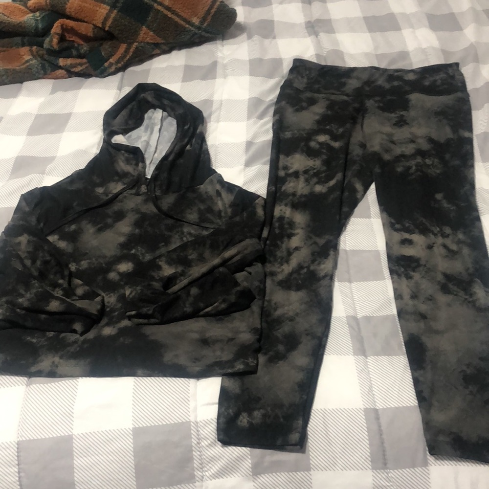 Ardene sweatsuit